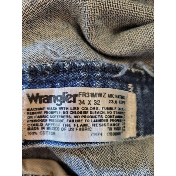 Wrangler FR Jeans Mens 34X32 Distressed HRC2 2112 Straight Leg Fire Resistant - Picture 6 of 6